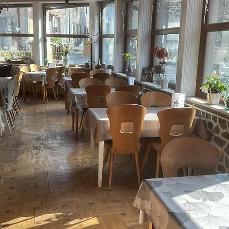 فندق مبيت وإفطار L'ajasserie D'orcival