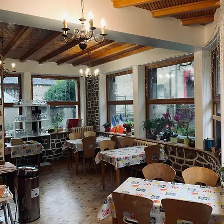 L'ajasserie D'orcival Bed & Breakfast