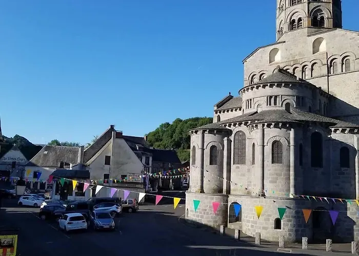 L'ajasserie D'orcival Отель типа 