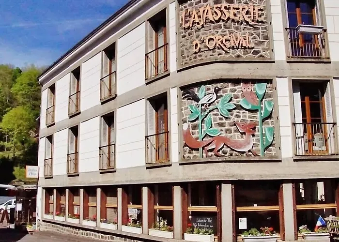 L'ajasserie D'orcival