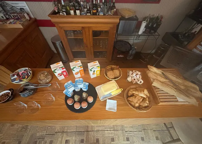 Bed & Breakfast L'ajasserie D'orcival Orcival